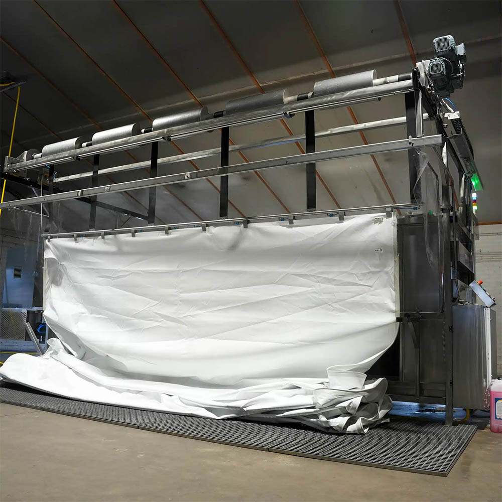 Tent laten wassen door RM Tentenverhuur